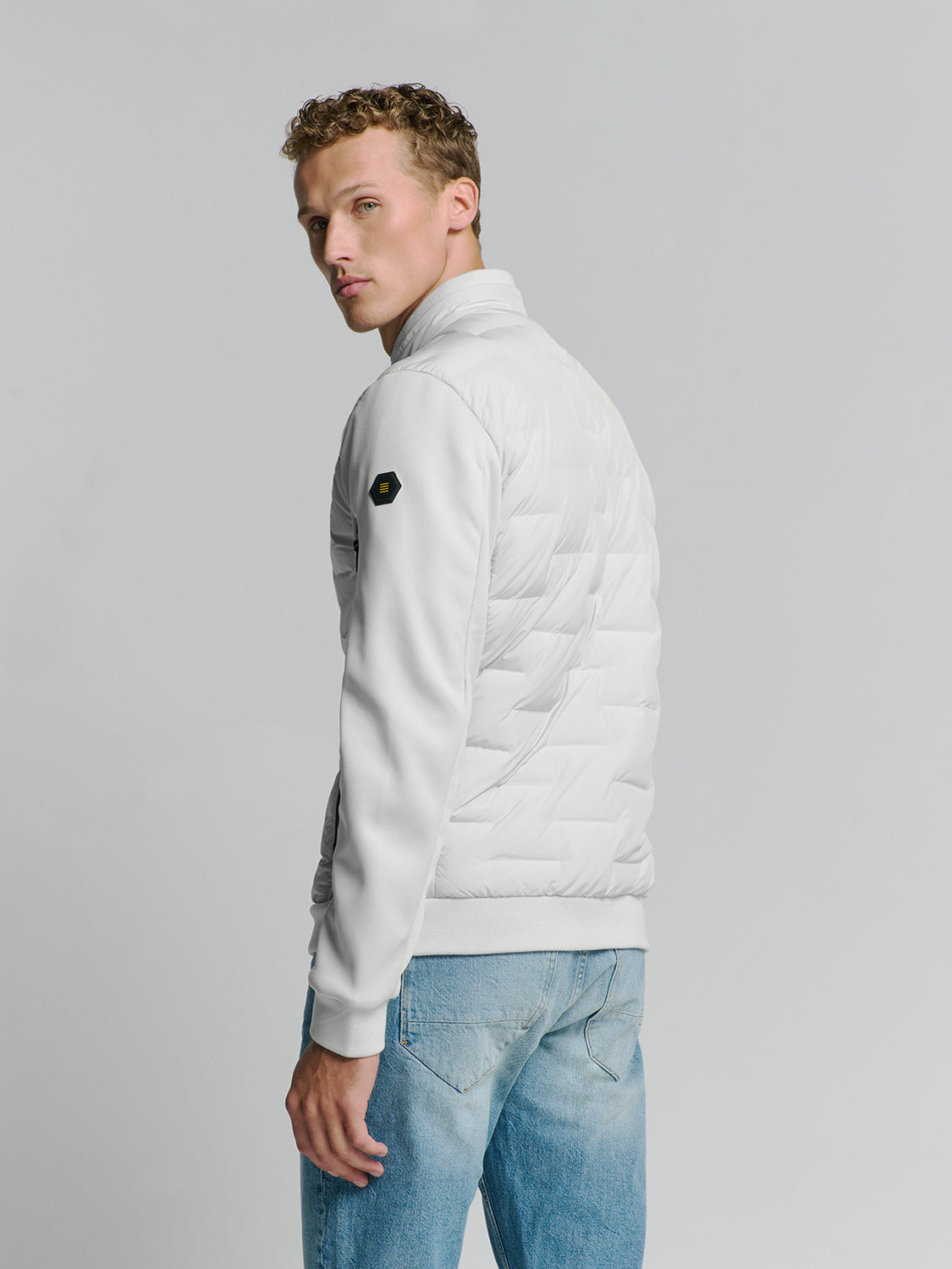 Short fit jacket | Chalk