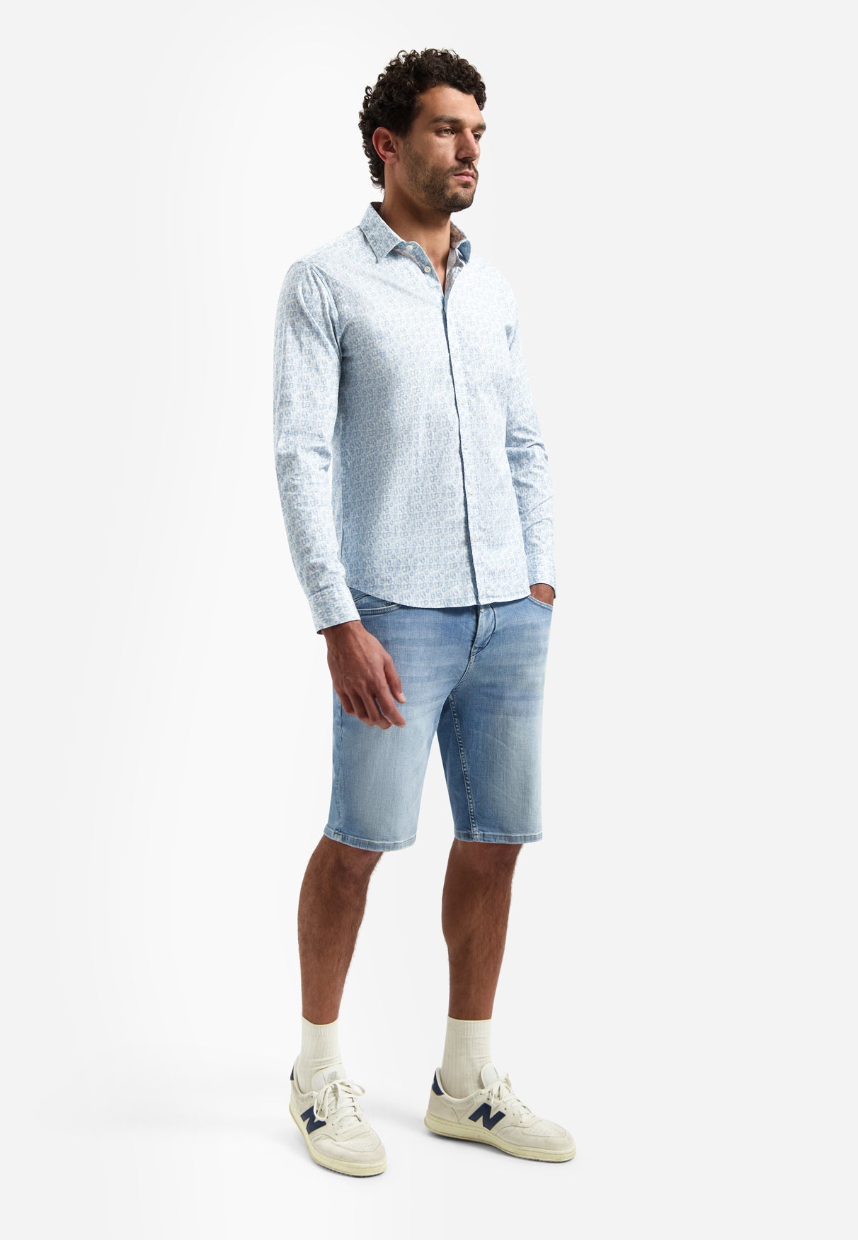 Stretch shirt met all-over print. | Blauw