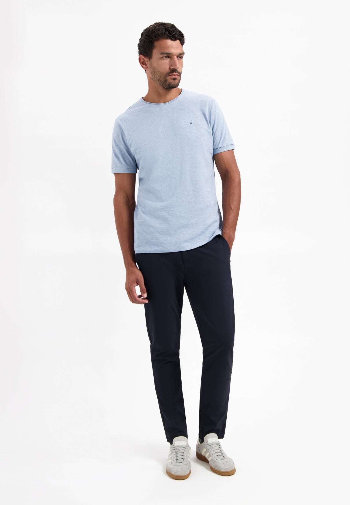 T-shirt à col rond Basics Intemporels | Dusty Blue