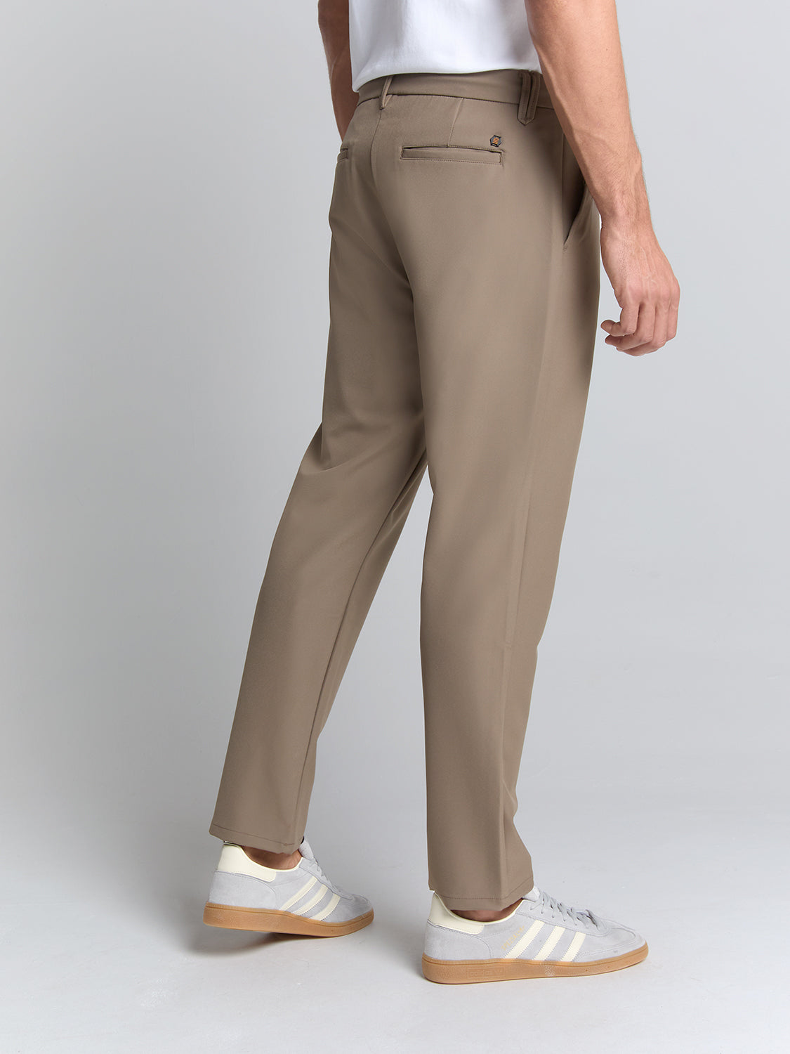 The Sedoc Pants - Wide Fit | Khaki