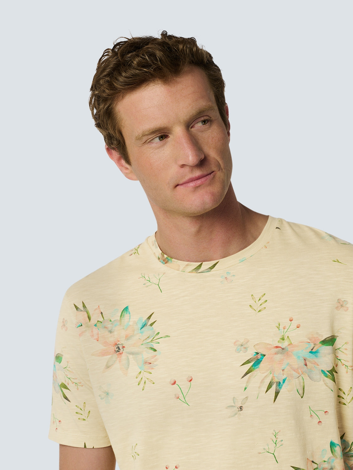 Stylish T-shirt with Round Neck and Botanical Flower Print | Cement