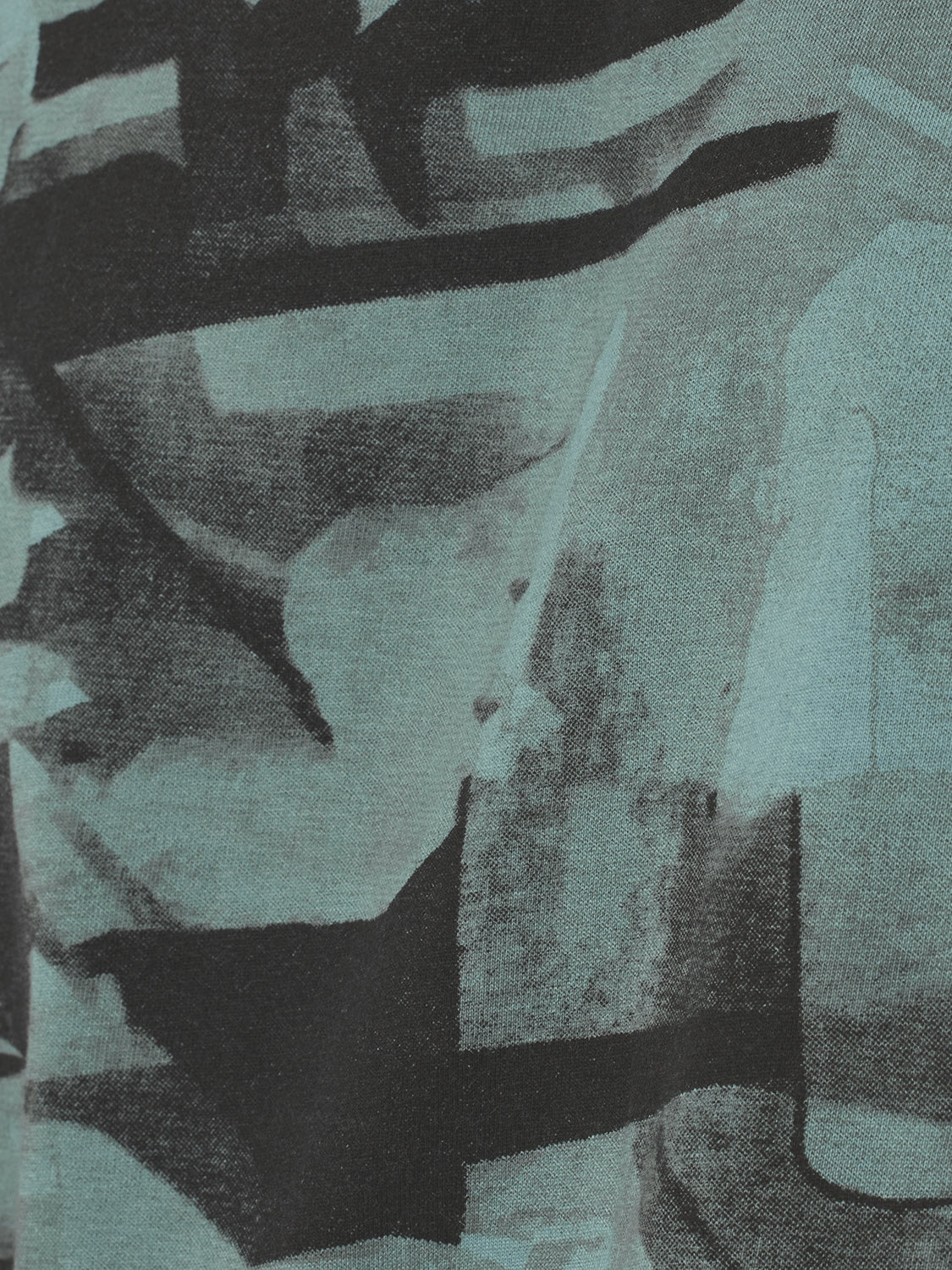 Dynamic T-shirt with Abstract Camouflage Print | Sky