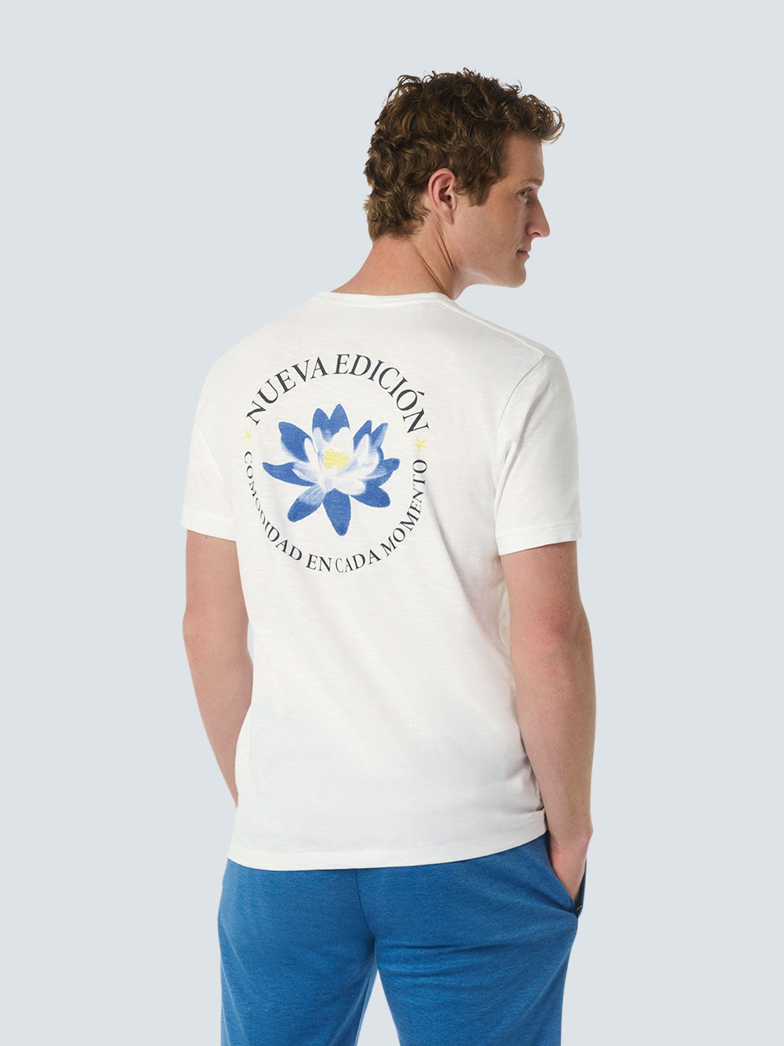 T-shirt with Lotus Flower Design - Comfort and Elegant Style | White