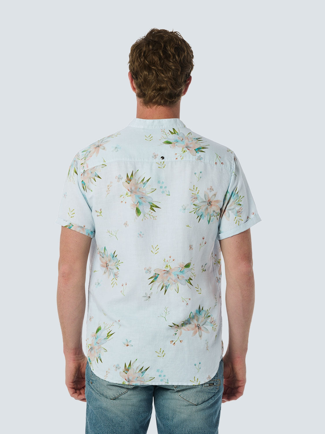 Summer Shirt with Botanical Print Made of Cotton and Linen | Sky