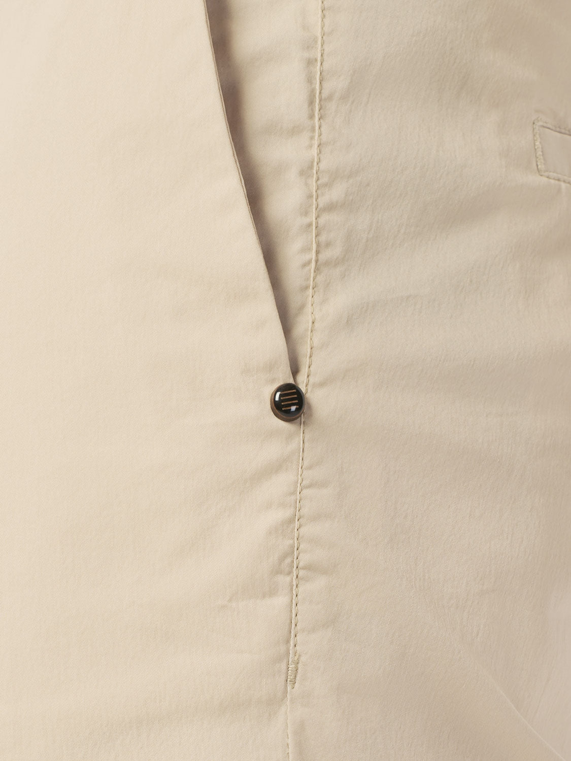 Leisure Short with Stretch and Elastic Band | Cement