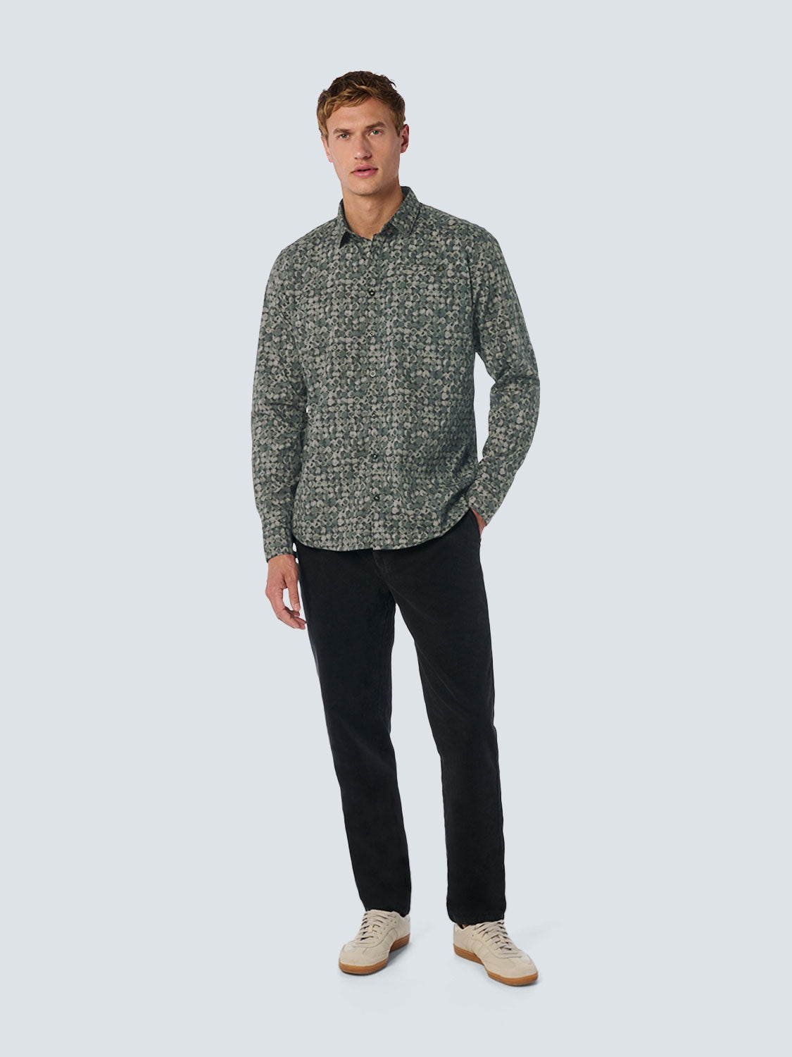Shirt with All Over Circle Pattern and Stretch: Contemporary Comfort | Dark Green