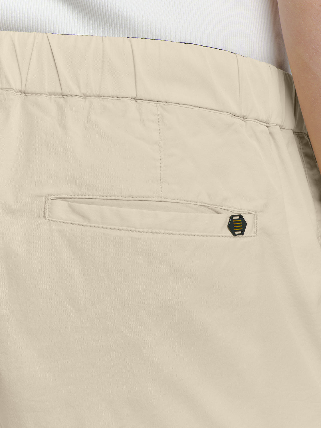 Chino short | Cement