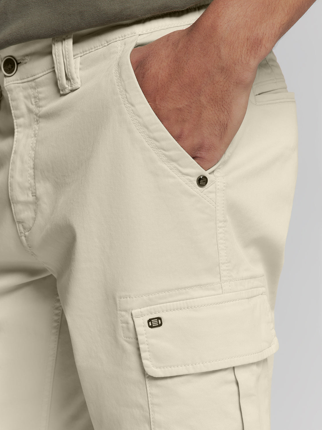 Cargo short | Cement