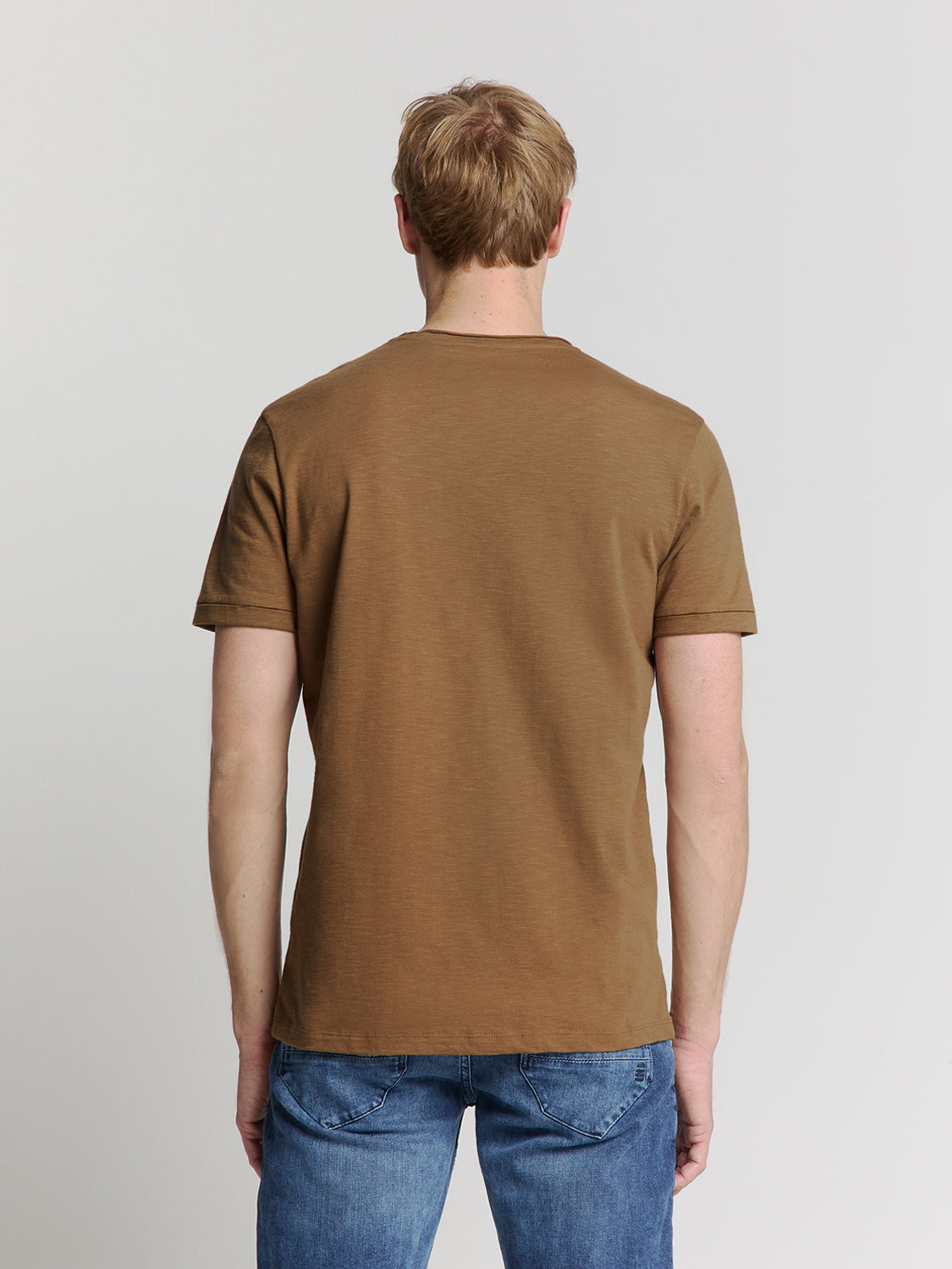 Crewneck t-shirt | Camel