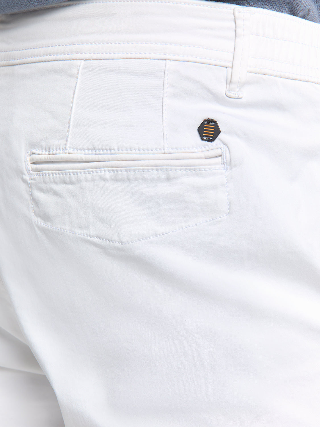 Chino short | White