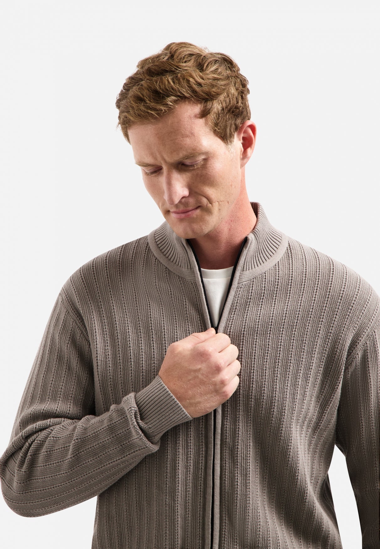 Knitted zip-up cardigan | Clay