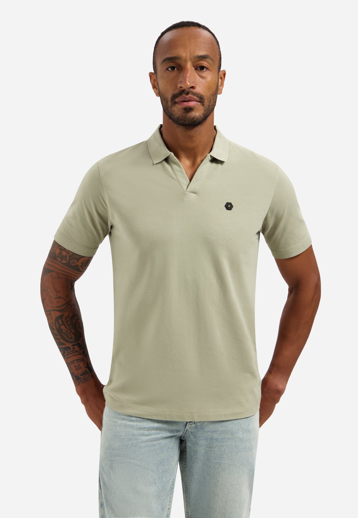 Polo basique à col en V | Taupe