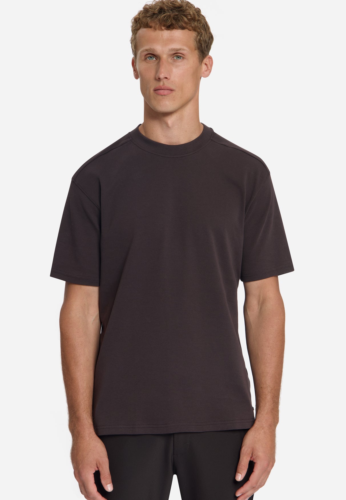 Interlock T-shirt | Dark Brown