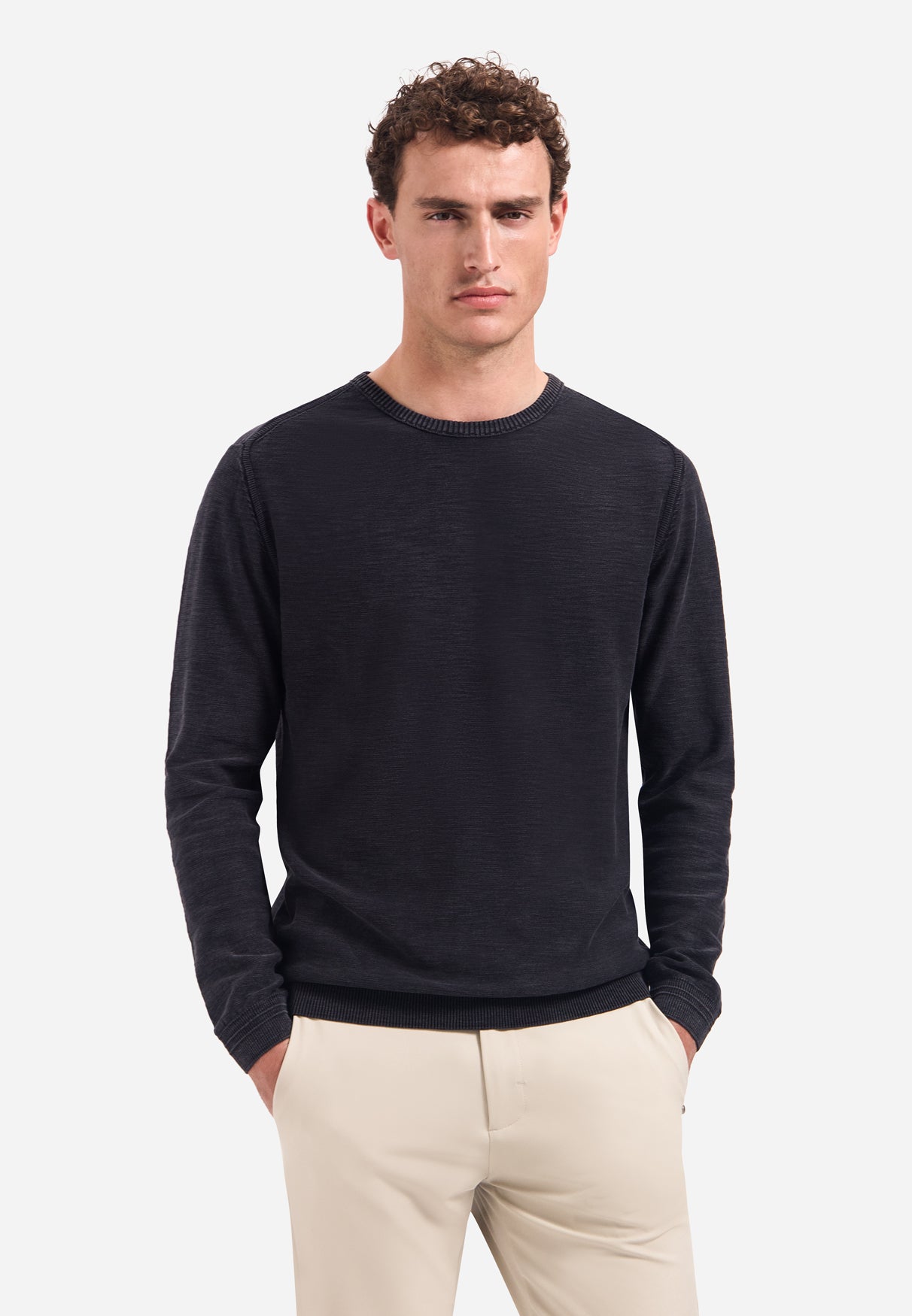 Timeless Basics Stonewashed Trui | Black