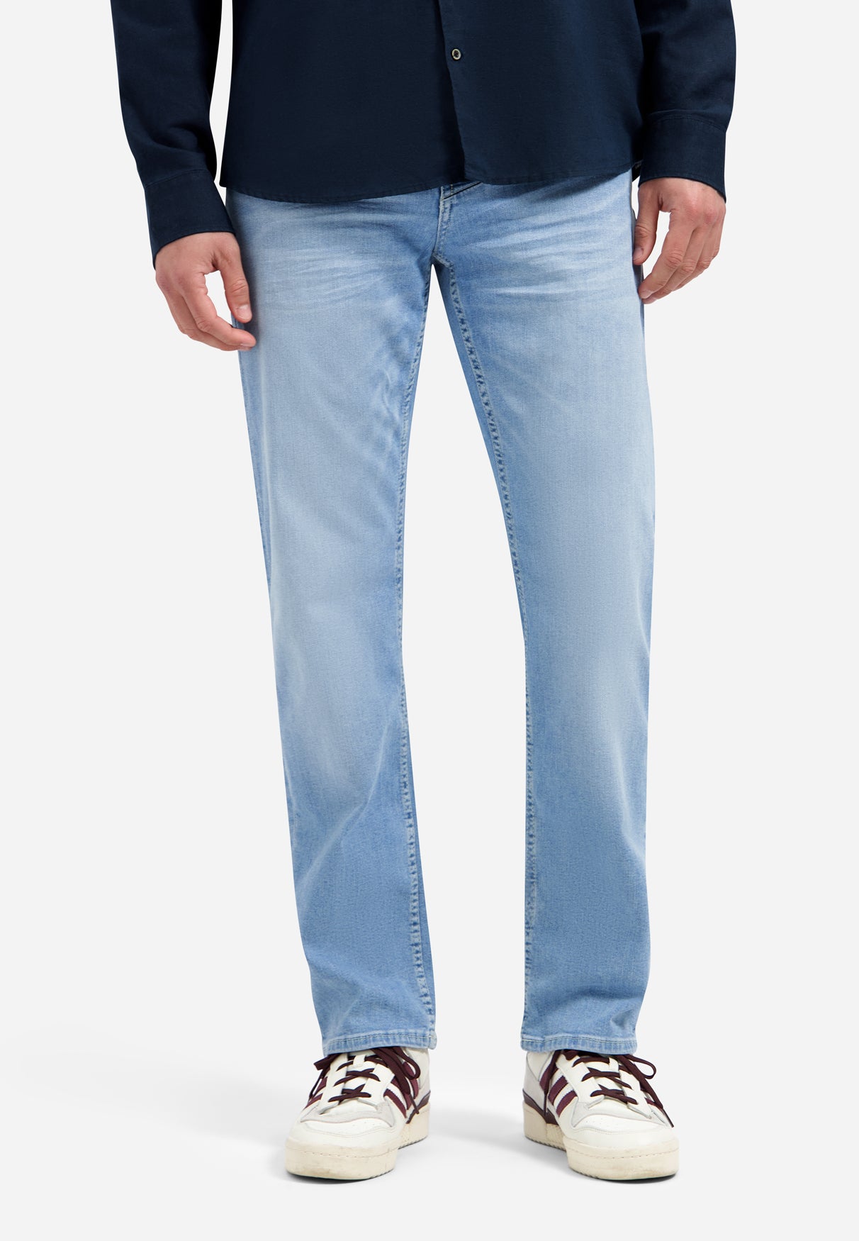 Jean coupe relaxed | Bleach Denim